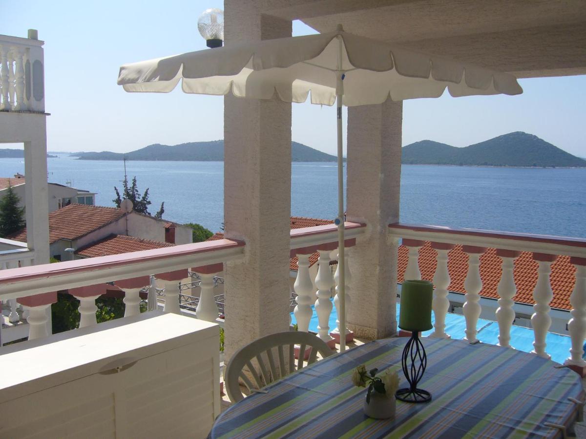 Apartment Branko Drage Exterior foto